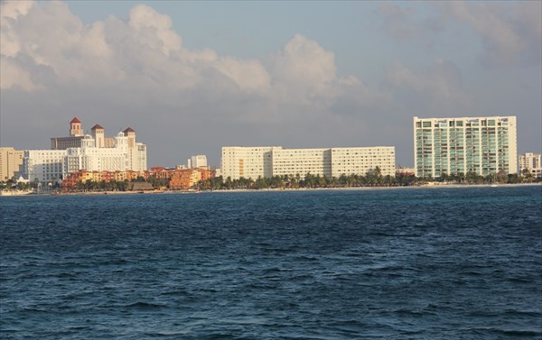 073-Канкун с моря
